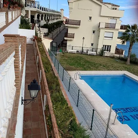 Orange On The - Balcon De Apartment